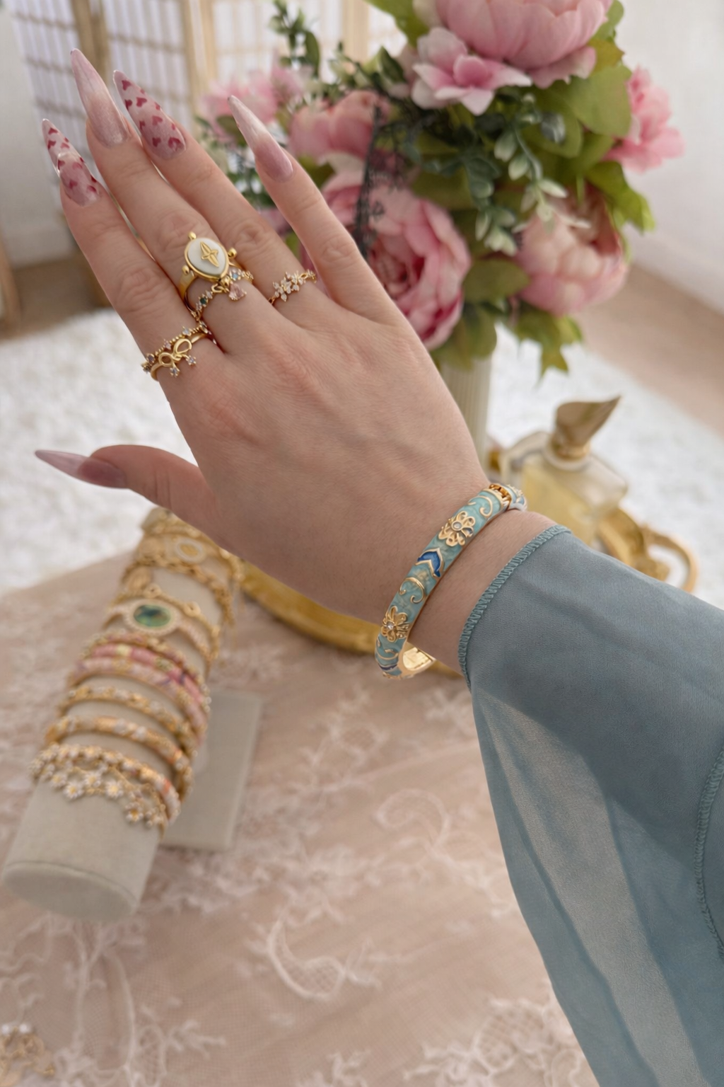 Bleu Roseraie Bangle