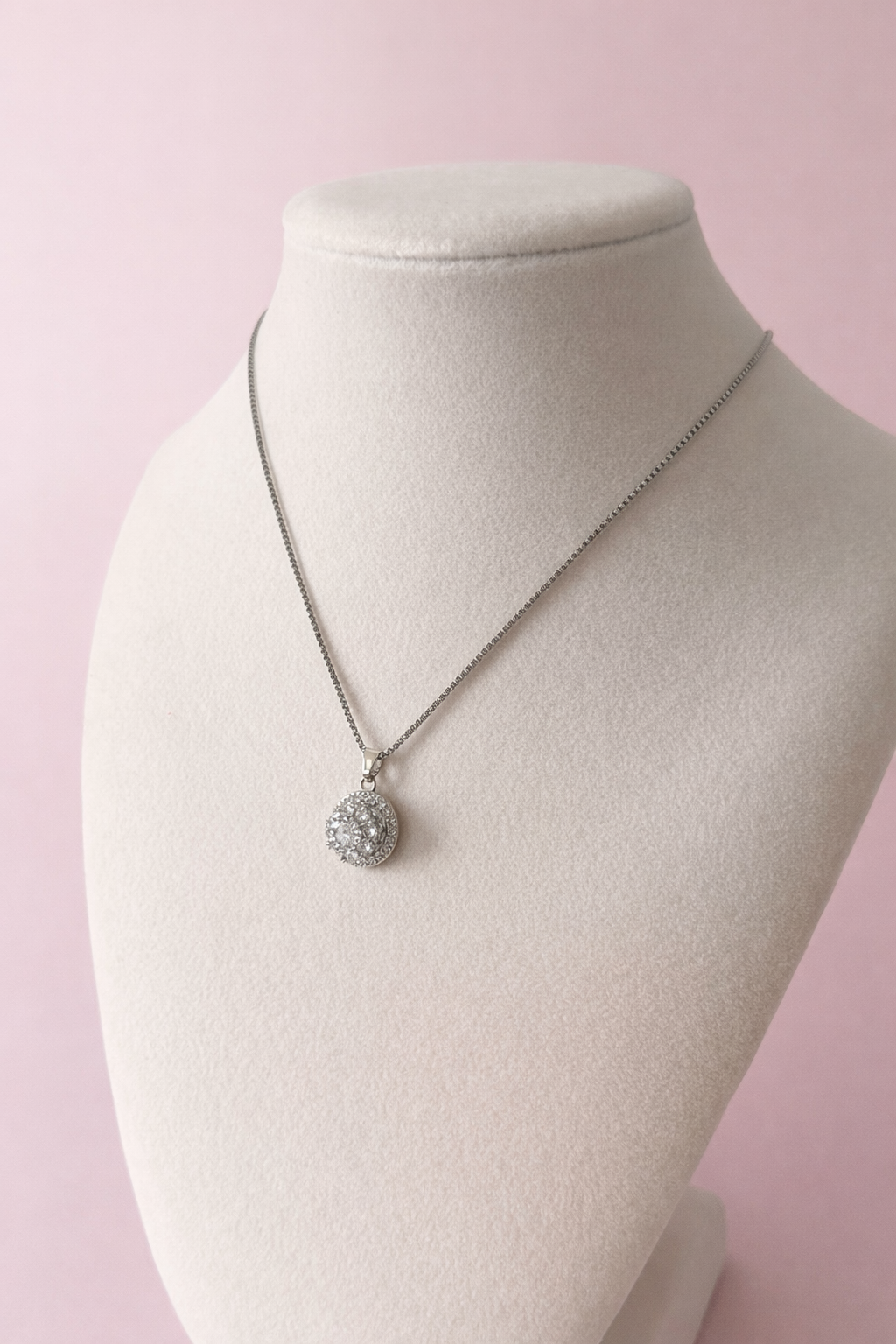 Rosette Spin Pendant